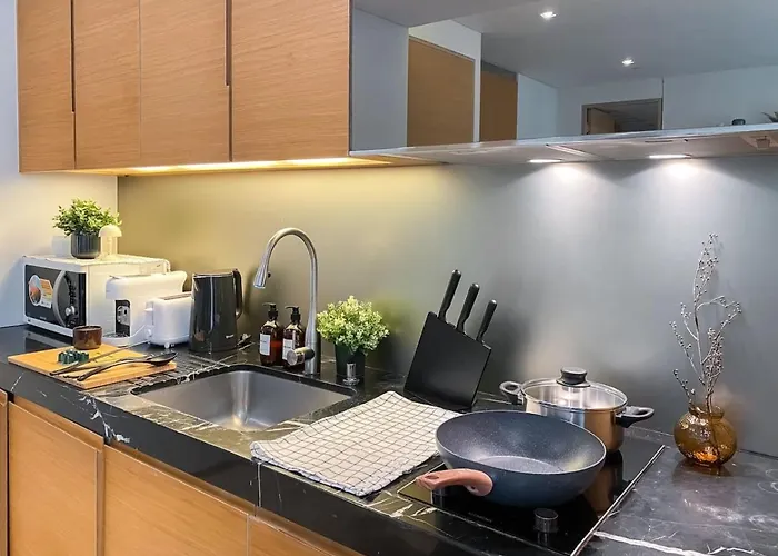 Transquil Residents 65 Sqm - Ultra Fast Wifi - Silom Bangkok