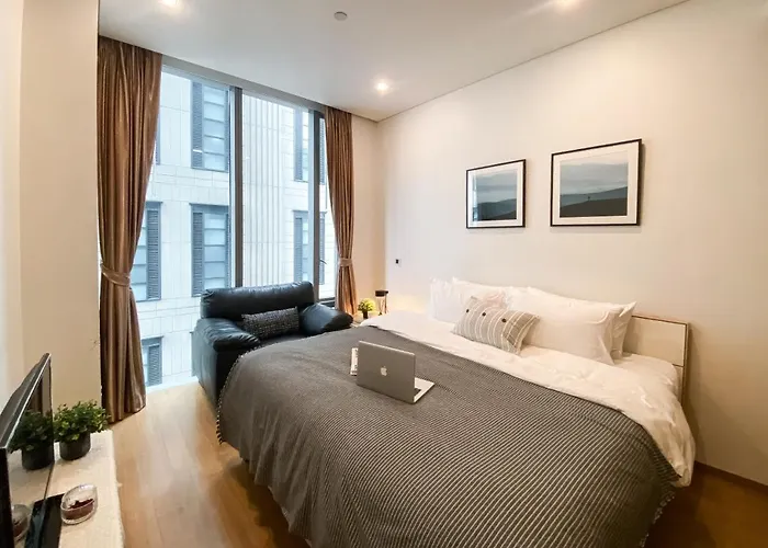 Transquil Residents 65 Sqm - Ultra Fast Wifi - Silom