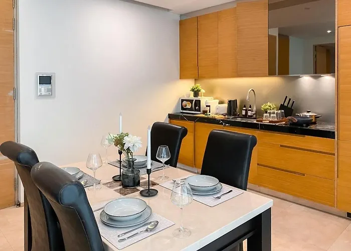 Ferienhaus Transquil Residents 65 Sqm - Ultra Fast Wifi - Silom Bangkok
